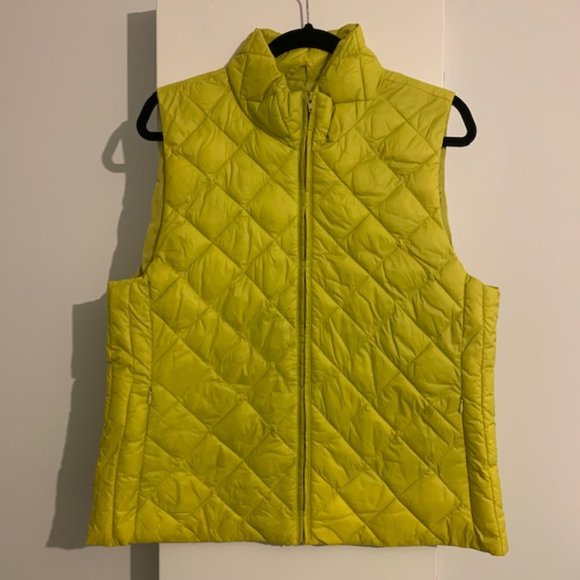 Ann Taylor LOFT puffer vest Size Large - Picture 2 of 5